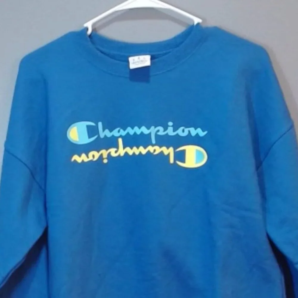 Champion‎ Blue Crewneck Sweatshirt Unisex Small Pullover Logo